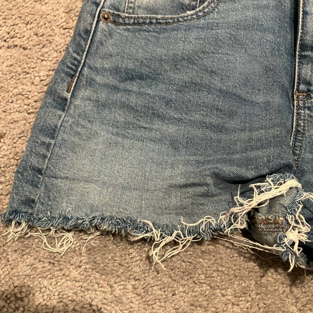 Universal Thread Blue Denim Shorts - Picture 2 of 8